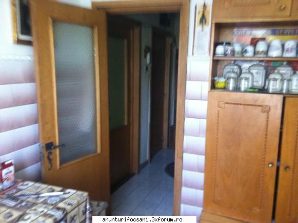 vand ap.3 cam. cf.1, focsani bd. bucuresti vand ap.3 cam., cf.1, stradal, langa �coroana aur�, sud,